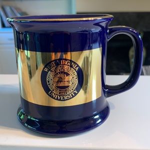 WVU Beautiful Deep Blue & Gold Ceramic Mug. NWOT